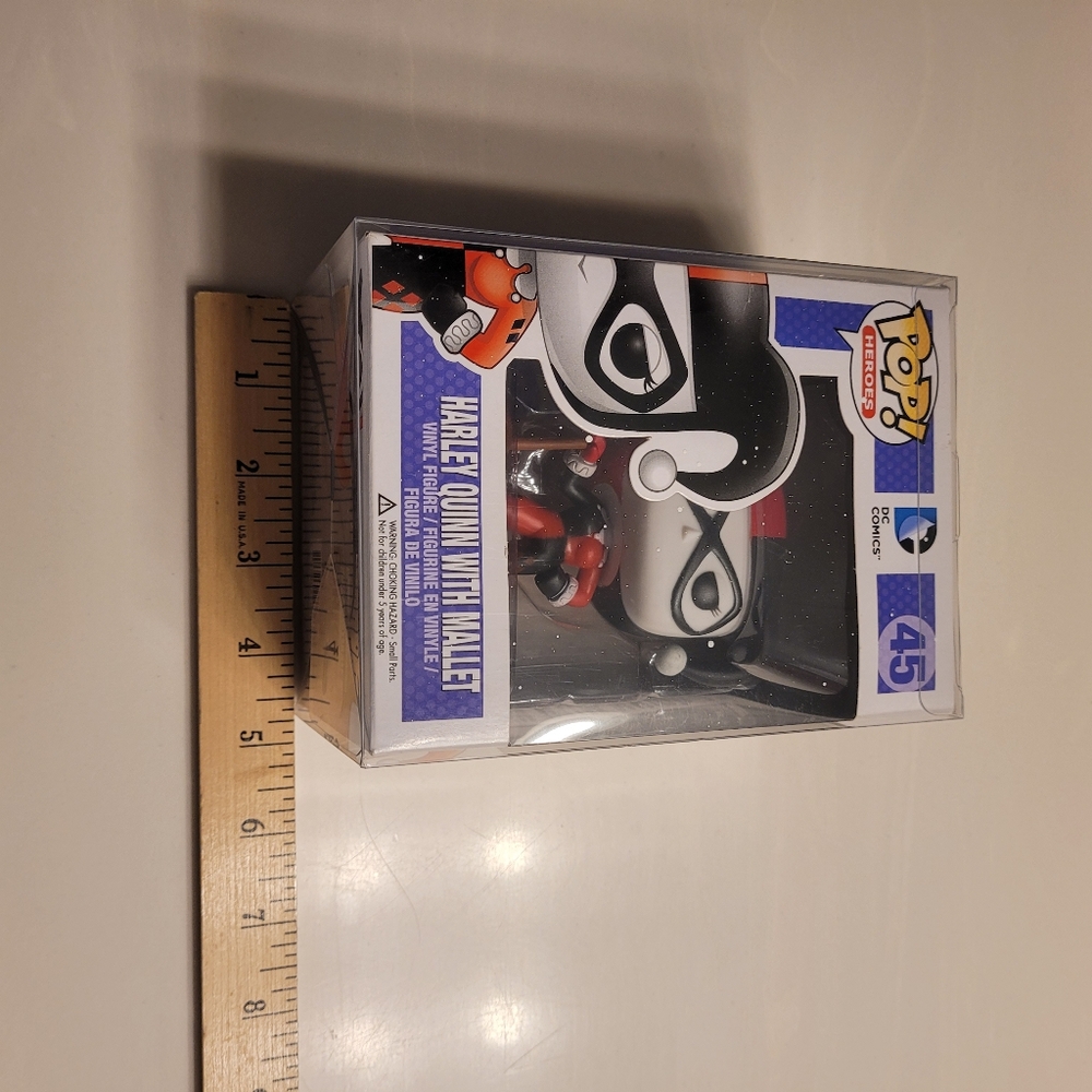 FUNKO POP x DC COMICS CLASSICS Harley Quinn With Mallet Vinyl Figure #45 - Picture 11 of 16